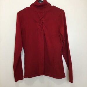 Red Brand Ribbed Knit Sweater